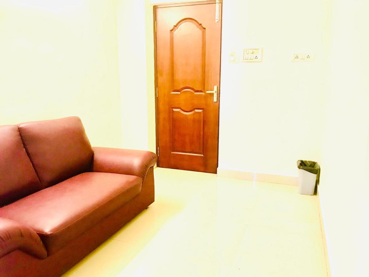 Hotel Half Moon Chennai Exterior foto